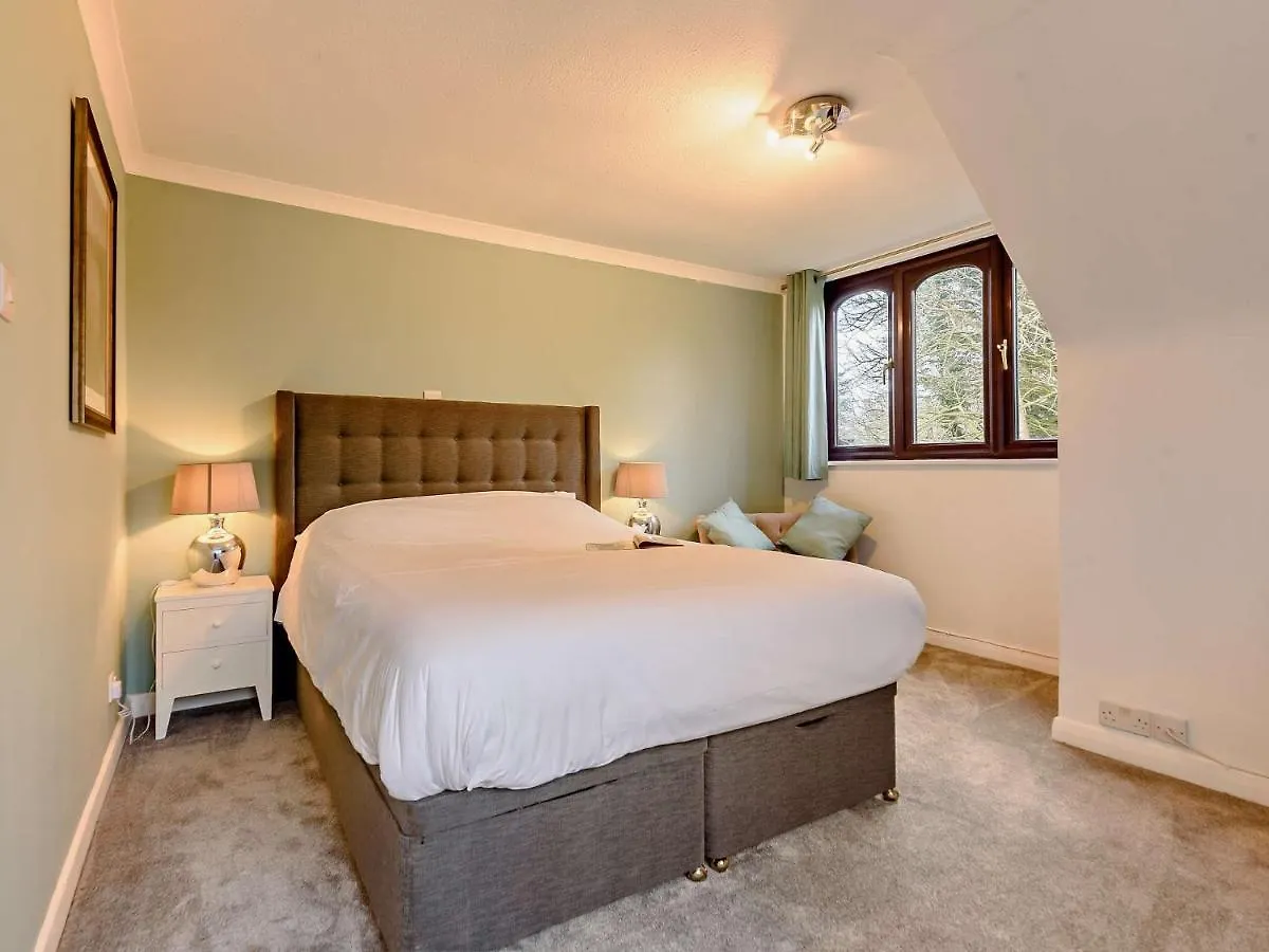 Holiday home 5 Bed In Burridge 89078 Villa Curdridge